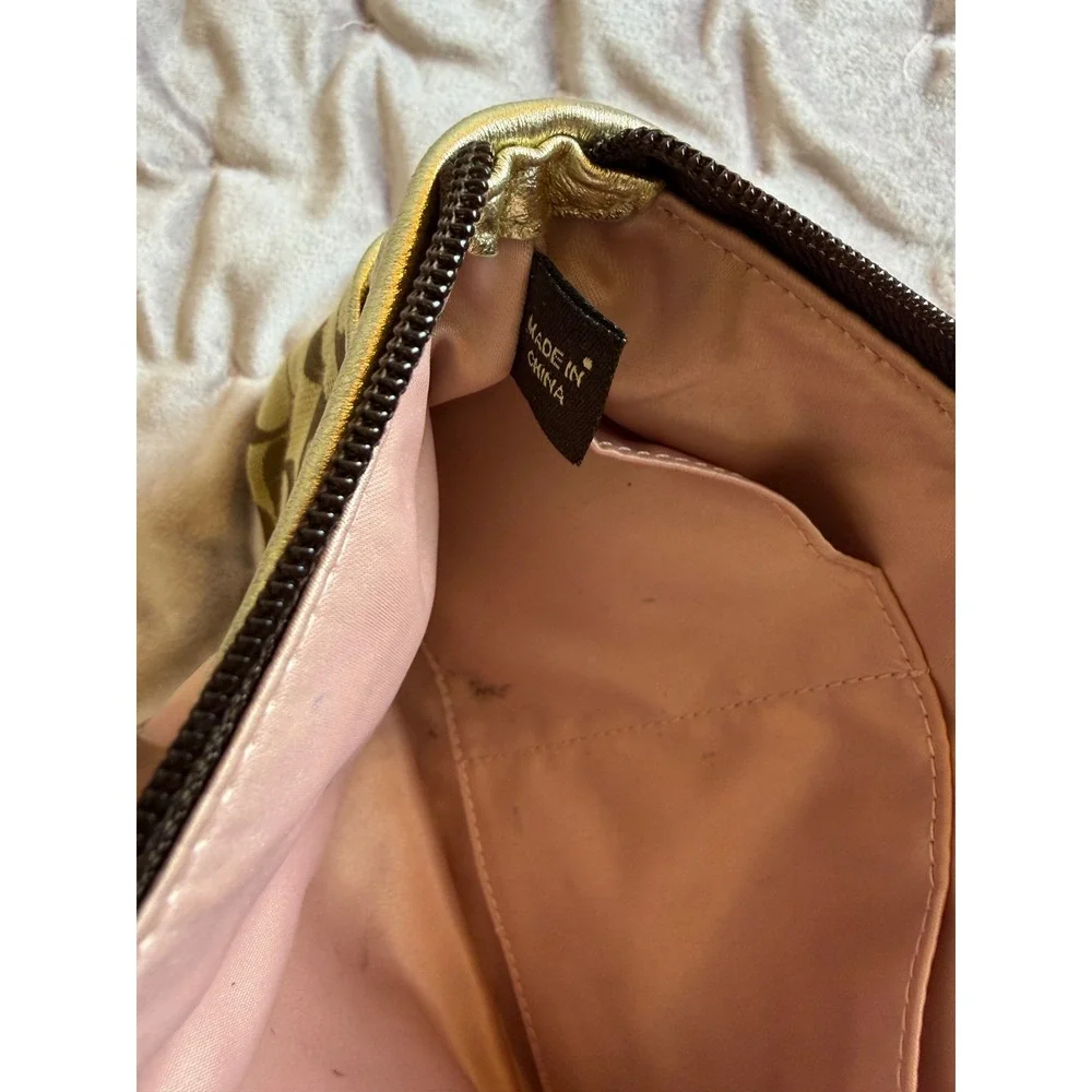 Coach interior exterior studs